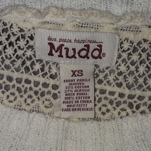 NWOT Mudd knit sweater with crochet back- oversized loose fit - Picture 8 of 8
